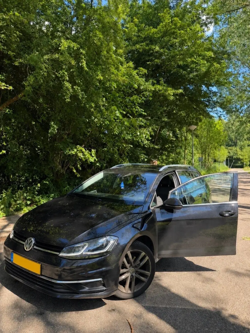 Volkswagen Golf Variant 2.0 TDI 150pk 7-DSG 2020 Zwart uit 2020, foto 5