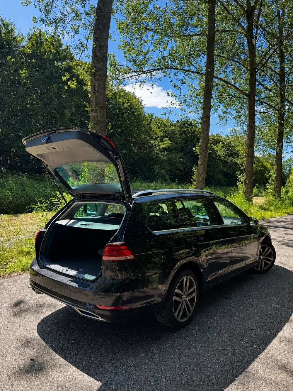 Volkswagen Golf Variant 2.0 TDI 150pk 7-DSG 2020 Zwart uit 2020, foto 6