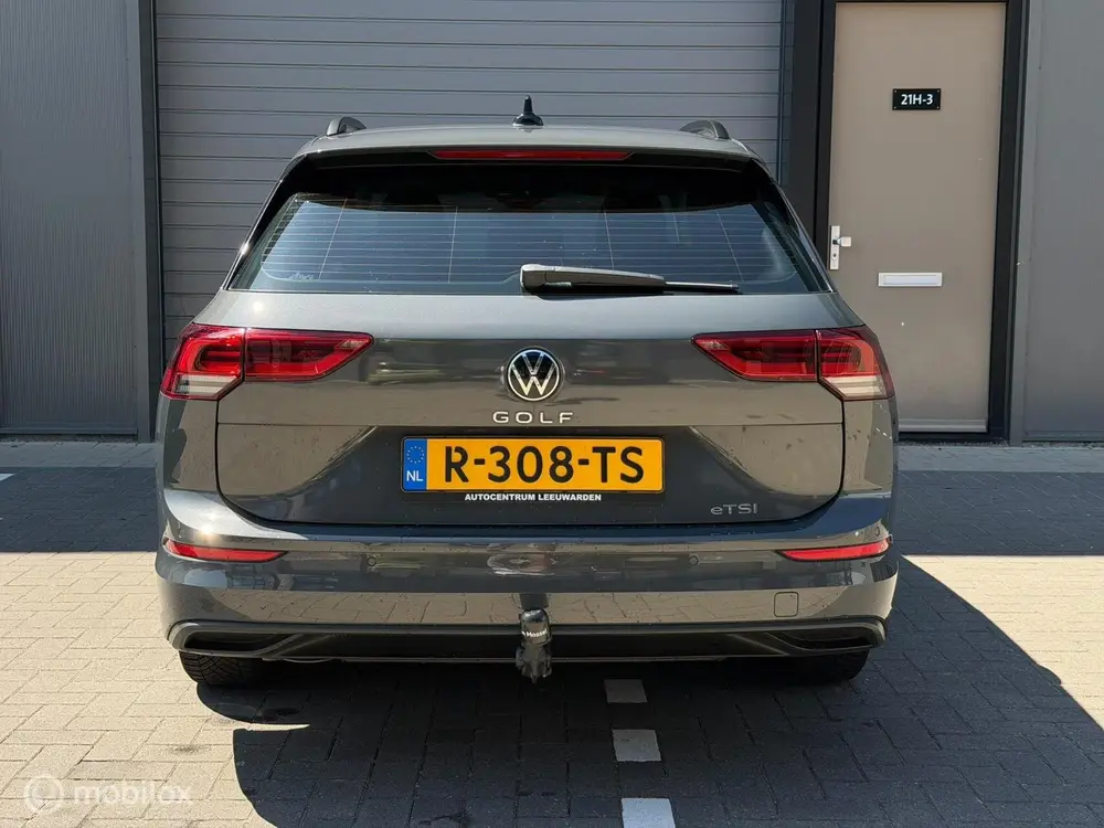 Volkswagen Golf Variant 1.5 eTSI R-Line B+ / ACC / LMV / Aut uit 2022, foto 6