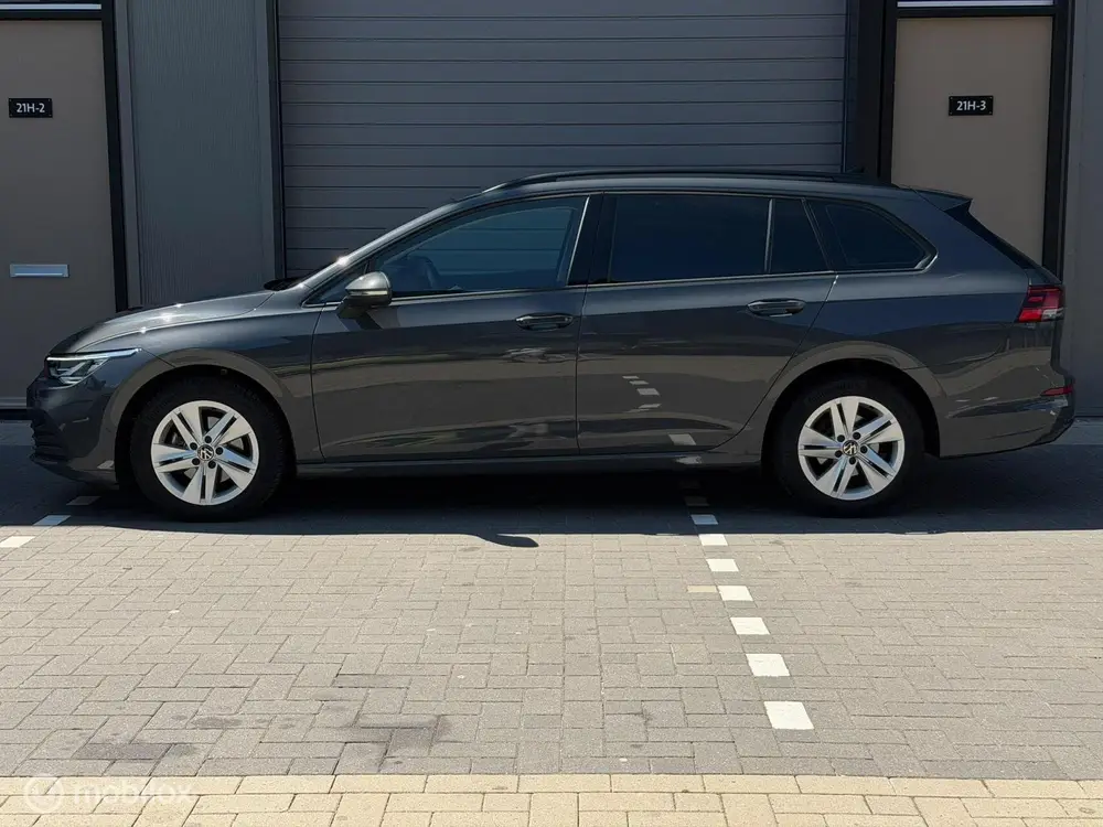 Volkswagen Golf Variant 1.5 eTSI R-Line B+ / ACC / LMV / Aut uit 2022, foto 7