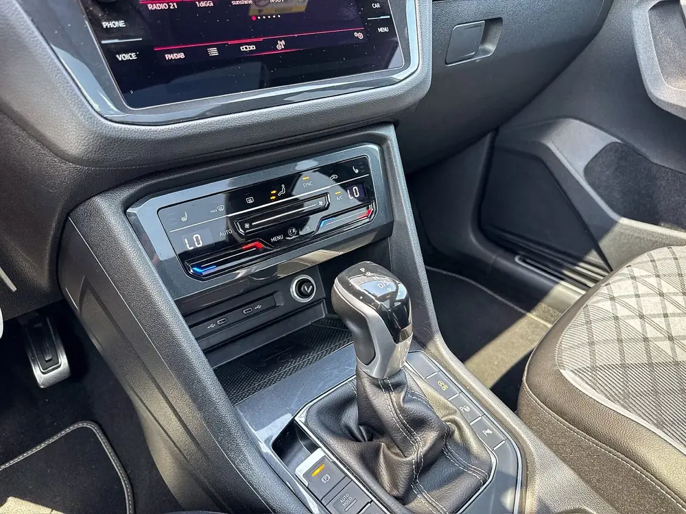 Volkswagen Tiguan 1.5TSI 3xR-Line |PANO |150PK |DSG |STNDKCH uit 2021, foto 18