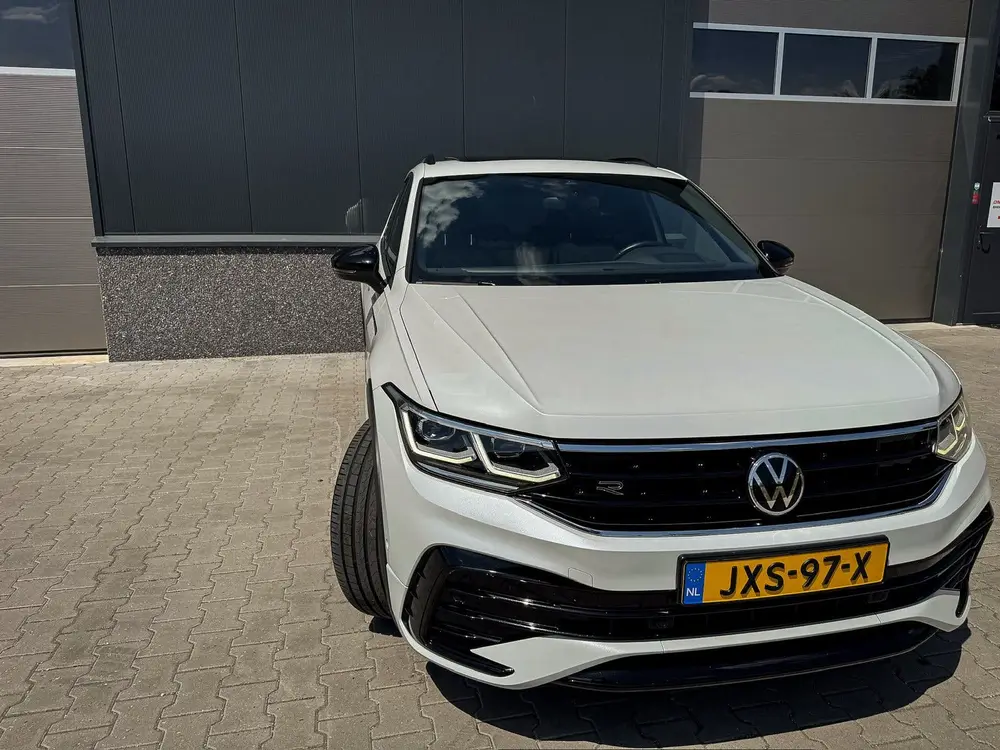 Volkswagen Tiguan 1.5TSI 3xR-Line |PANO |150PK |DSG |STNDKCH uit 2021, foto 3