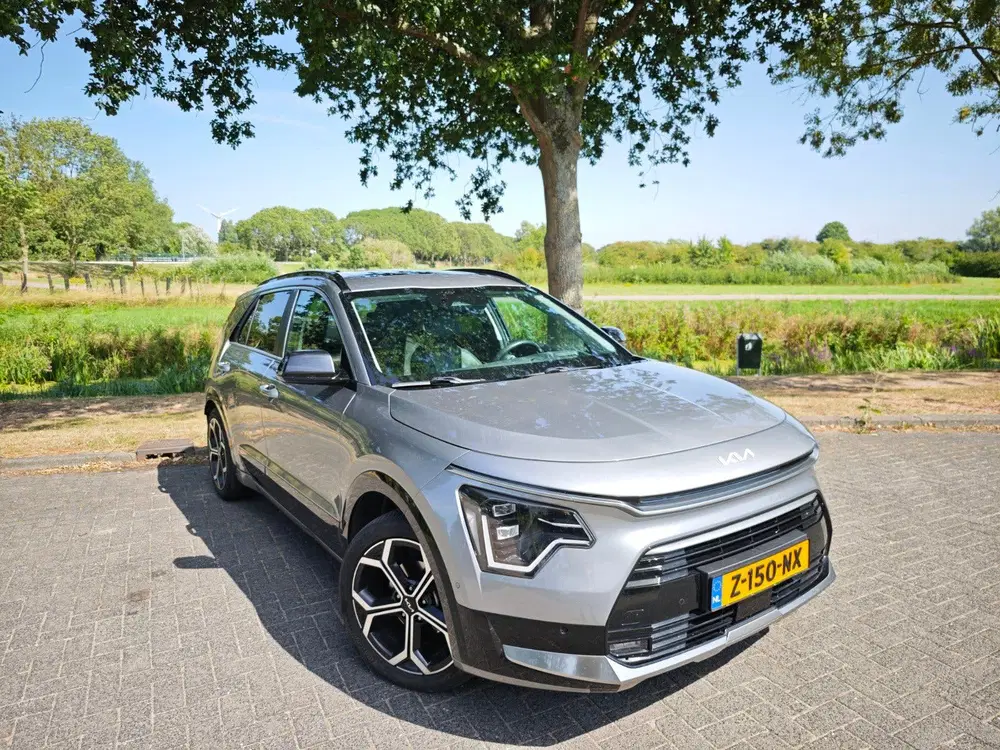 Kia Niro Hybrid 1.6GDi ExecutiveLine 2024 uit 2024, foto 2