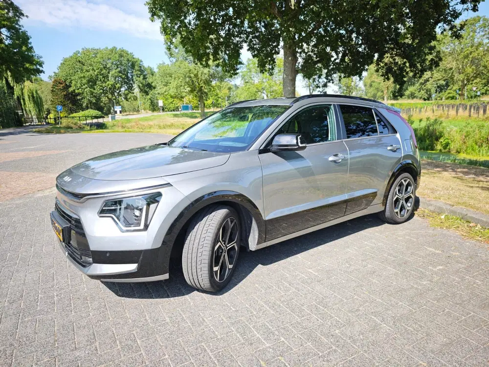Kia Niro Hybrid 1.6GDi ExecutiveLine 2024 uit 2024, foto 3