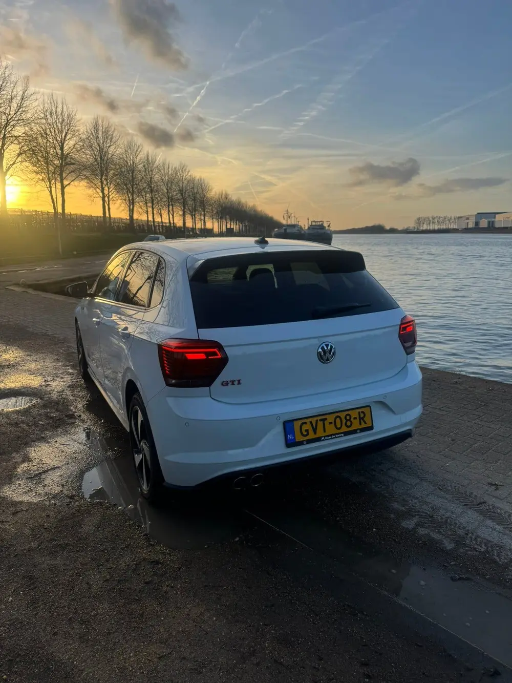 Volkswagen Polo 2.0 TSI 200pk 6-DSG 2019 Wit uit 2019, foto 2