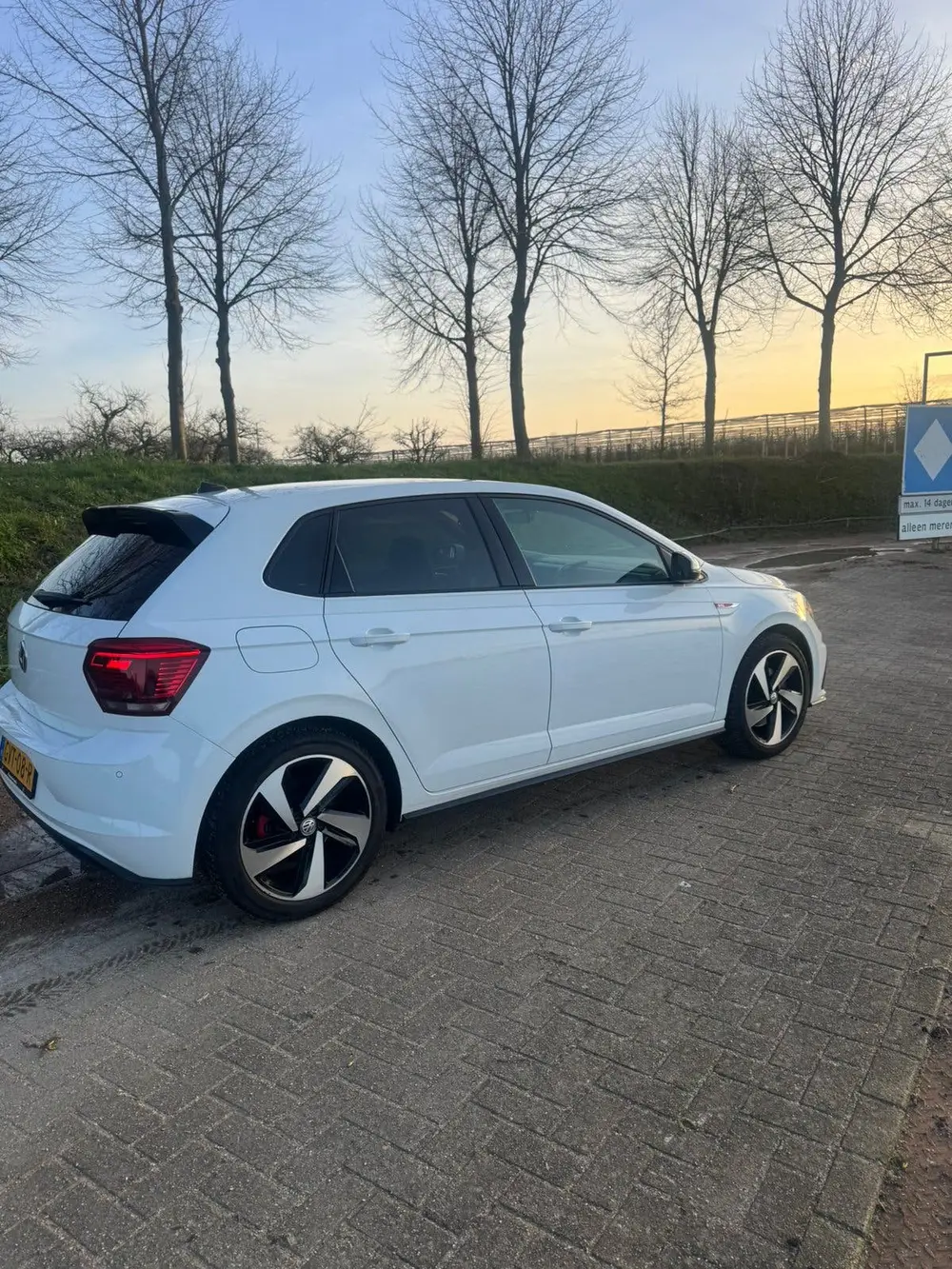Volkswagen Polo 2.0 TSI 200pk 6-DSG 2019 Wit uit 2019, foto 4
