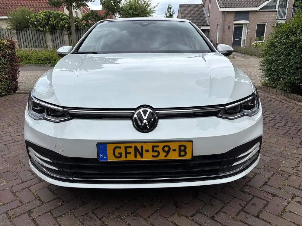 Volkswagen Golf 1.4 Ehybrid 204pk DSG 2022 Wit uit 2022, foto 3