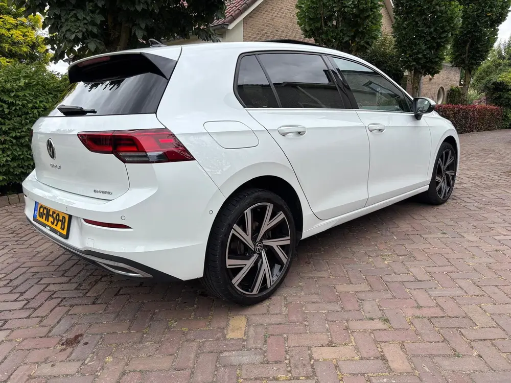 Volkswagen Golf 1.4 Ehybrid 204pk DSG 2022 Wit uit 2022, foto 5