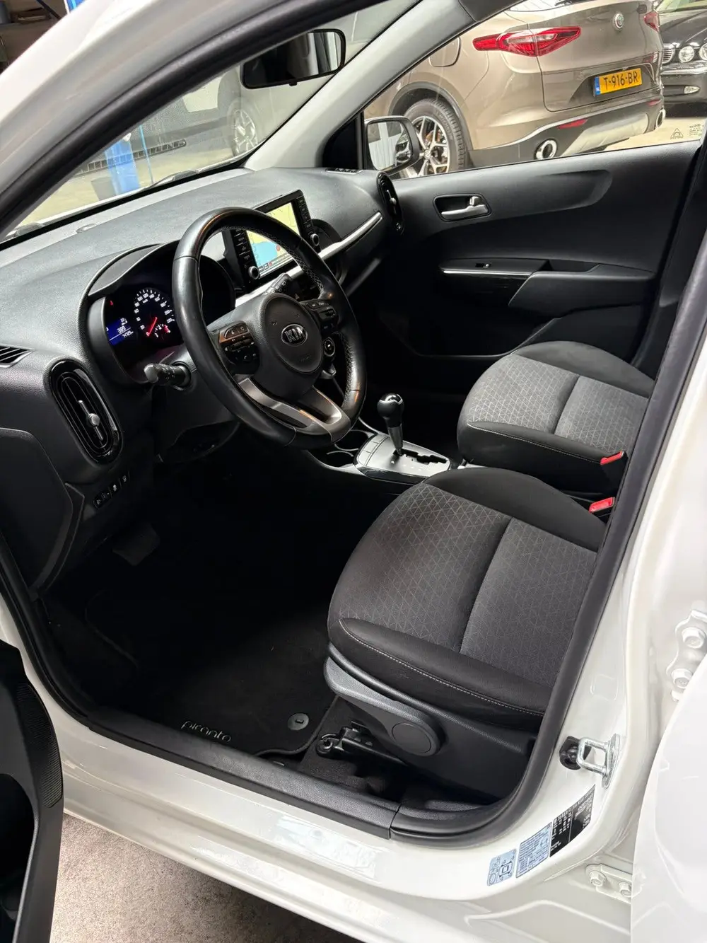 Kia Picanto 1.2 Cvvt Automaat 84pk 5-zits 2019 Wit uit 2019, foto 14