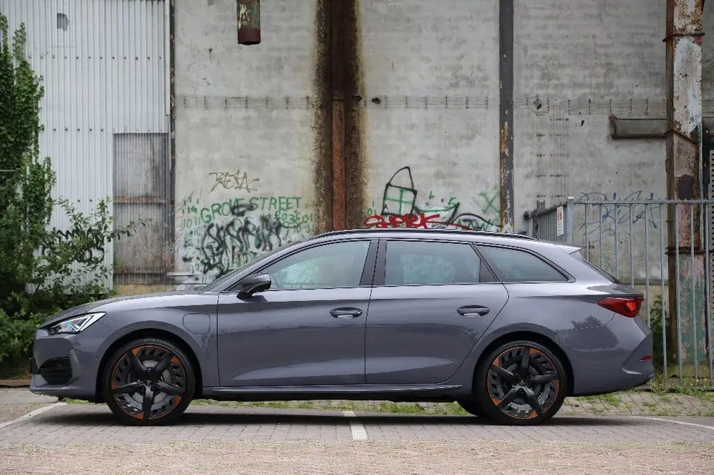 Cupra Leon ST VZ 245PK | PANO | LEDER | MEMORY | 19” | BTW uit 2021, foto 2