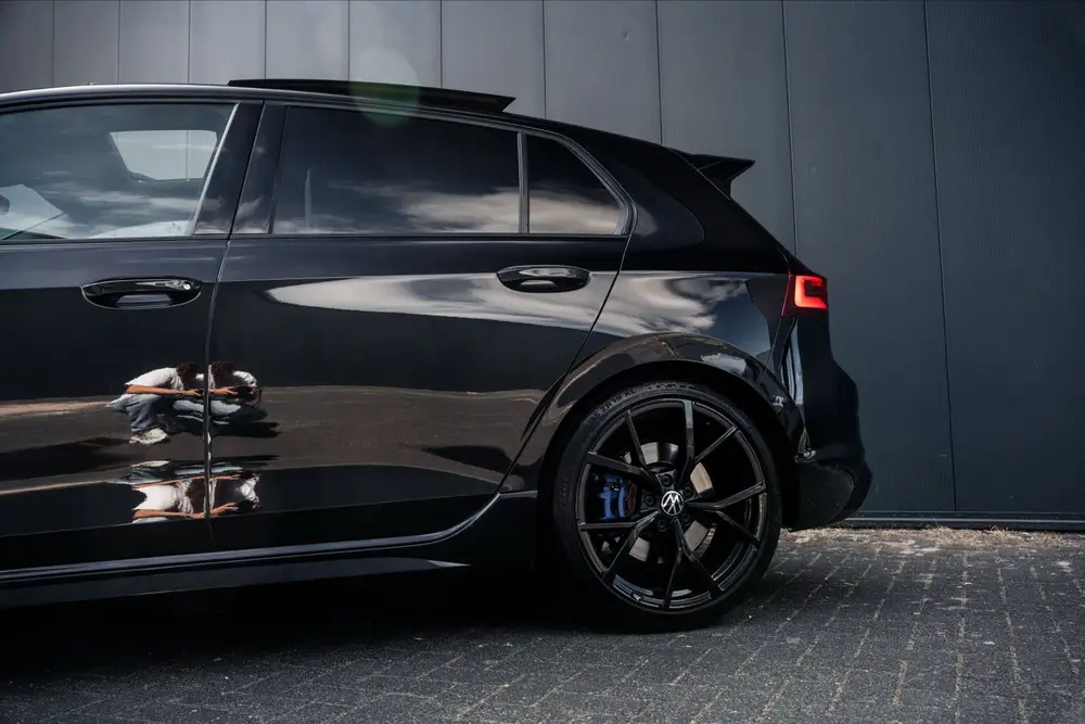 Volkswagen Golf 2.0 TSI 320pk AKRA 4MOTION 2021 Zwart - VOL uit 2021, foto 5