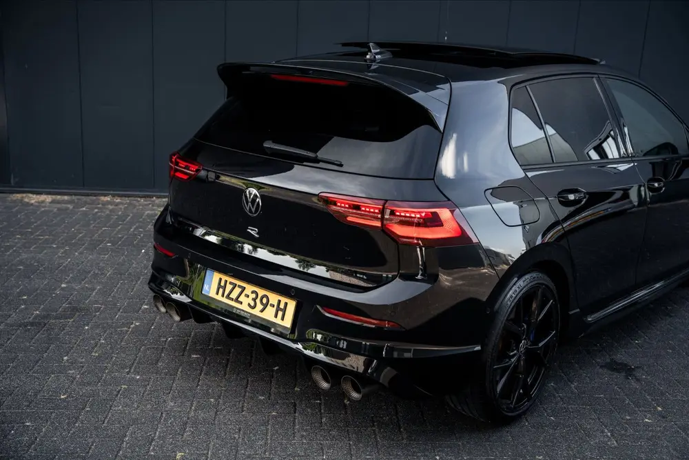 Volkswagen Golf 2.0 TSI 320pk AKRA 4MOTION 2021 Zwart - VOL uit 2021, foto 7