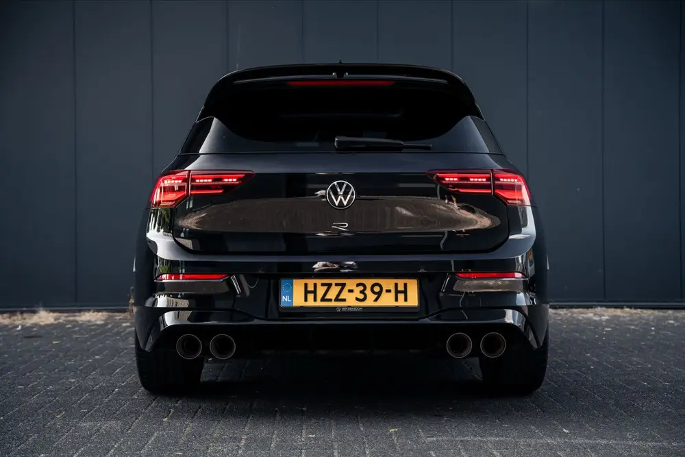 Volkswagen Golf 2.0 TSI 320pk AKRA 4MOTION 2021 Zwart - VOL uit 2021, foto 8