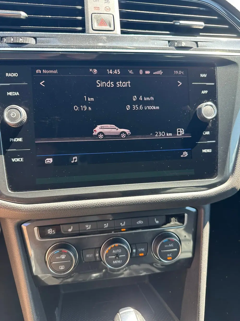 Volkswagen Tiguan Allspace VW Tiguan Allspace 1.5 TSI DSG R-line uit 2019, foto 16