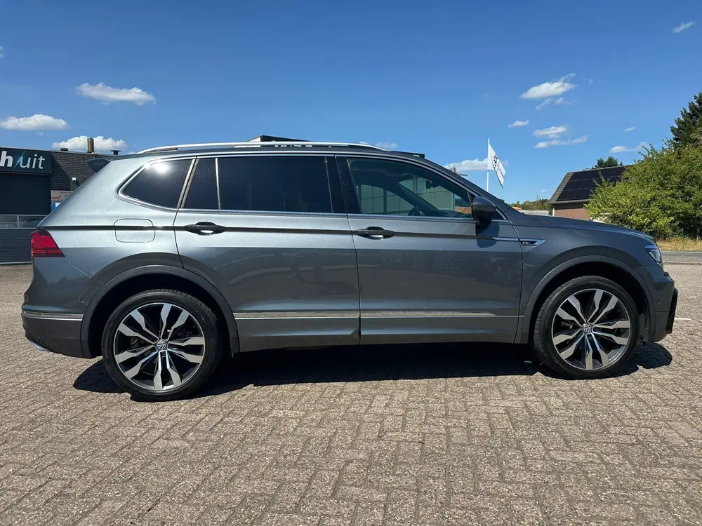Volkswagen Tiguan Allspace VW Tiguan Allspace 1.5 TSI DSG R-line uit 2019, foto 2