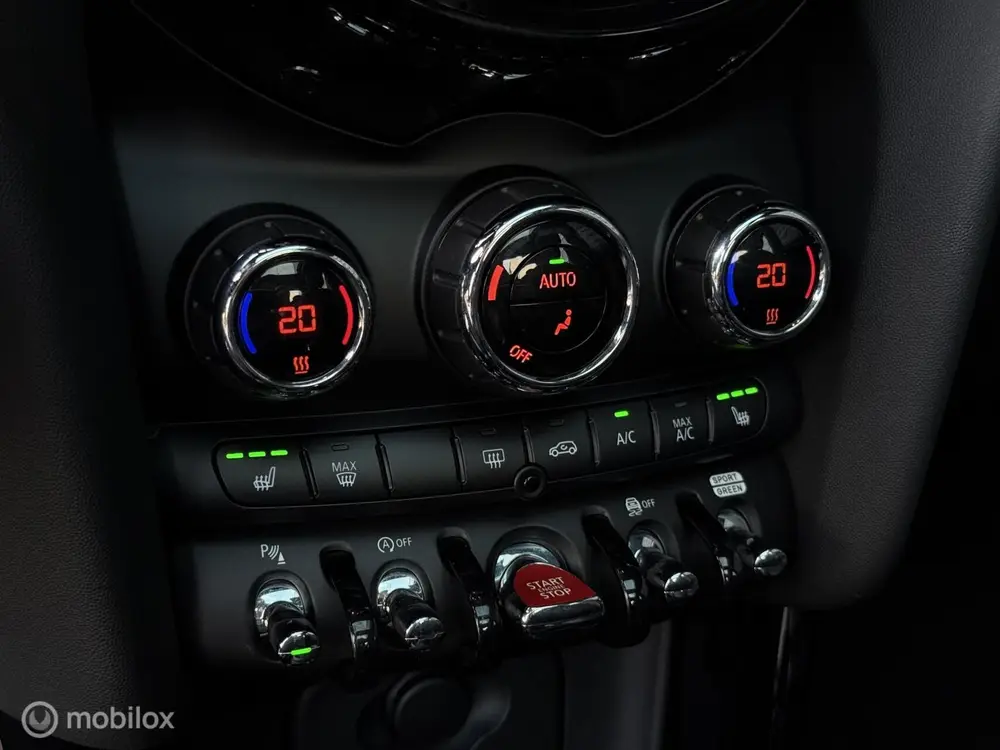 Mini 3-Deurs 2.0 John Cooper Works | Pano | Leder | HUD | 231 PK uit 2019, foto 12