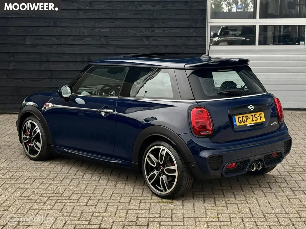 Mini 3-Deurs 2.0 John Cooper Works | Pano | Leder | HUD | 231 PK uit 2019, foto 2