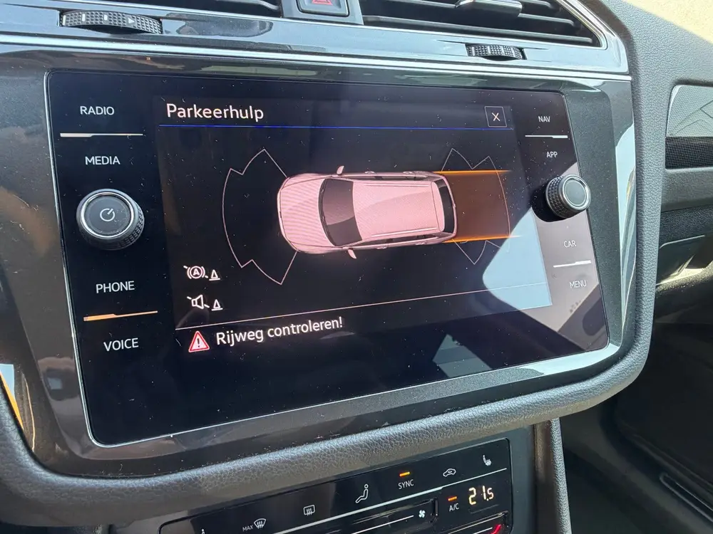 Volkswagen Tiguan 1.5 TSI 150pk DSG lage kmstand 51.000 ! uit 2020, foto 6