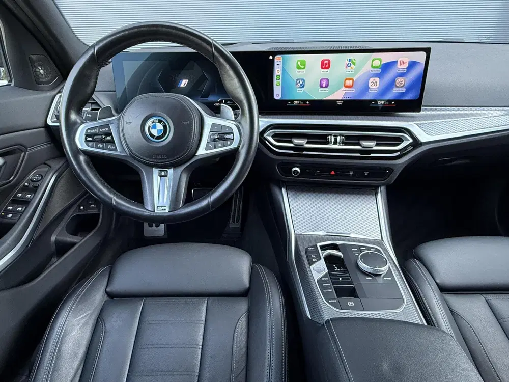 BMW 3-serie 320e xDrive M-Sport uit 2022, foto 10