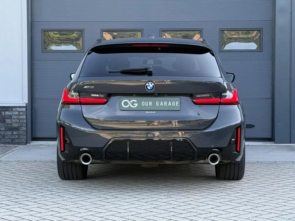 BMW 3-serie 320e xDrive M-Sport uit 2022, foto 13