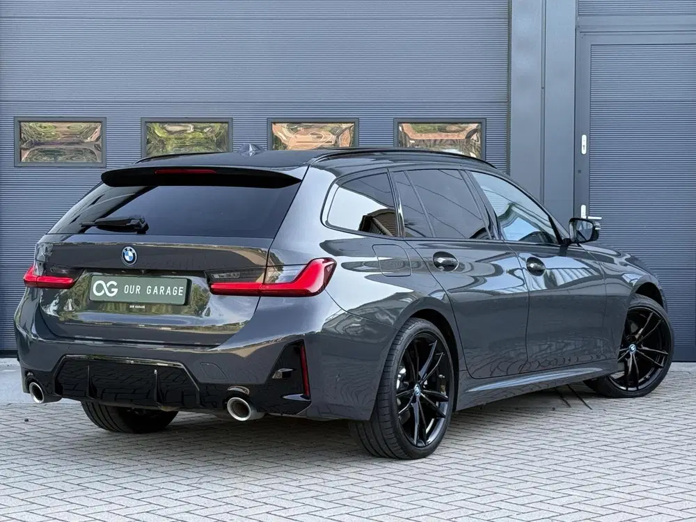 BMW 3-serie 320e xDrive M-Sport uit 2022, foto 2