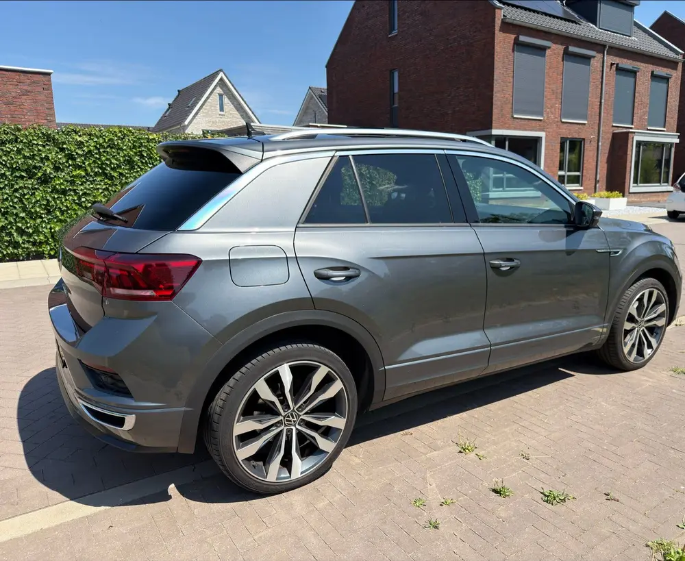 Volkswagen T-Roc 1.5 TSI 150pk 7-DSG 2021 Grijs PANO KEYLESS uit 2021, foto 15