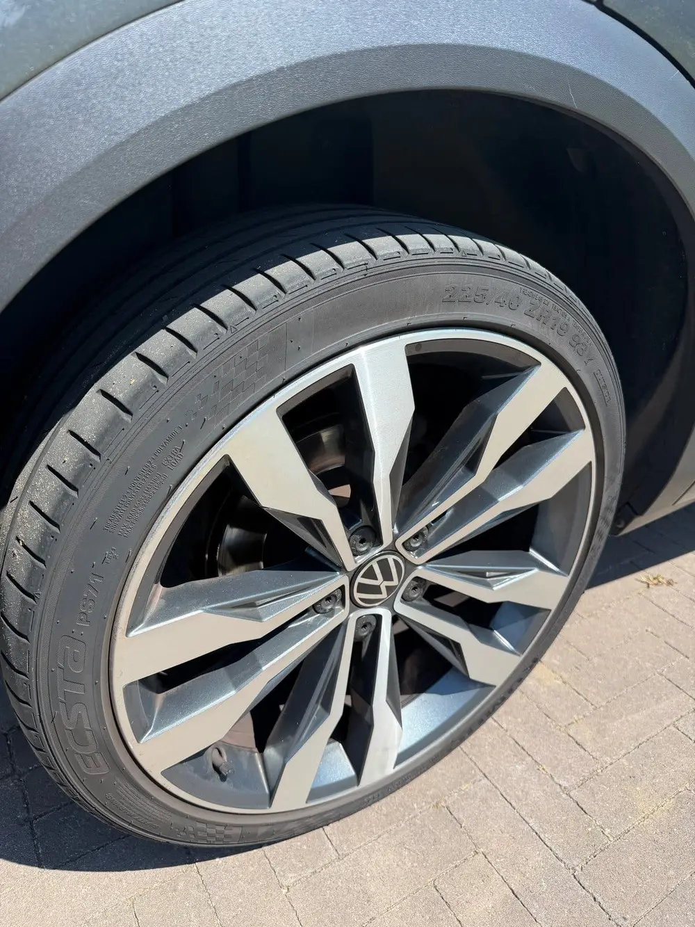 Volkswagen T-Roc 1.5 TSI 150pk 7-DSG 2021 Grijs PANO KEYLESS uit 2021, foto 20