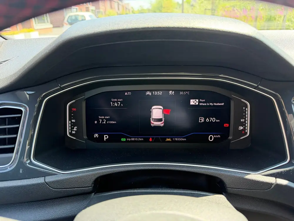 Volkswagen T-Roc 1.5 TSI 150pk 7-DSG 2021 Grijs PANO KEYLESS uit 2021, foto 5