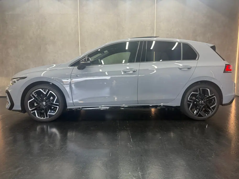 Volkswagen Golf 8.5 1.5 eTSI R-Line 150PK | Pano | 360 | H&K uit 2025, foto 6