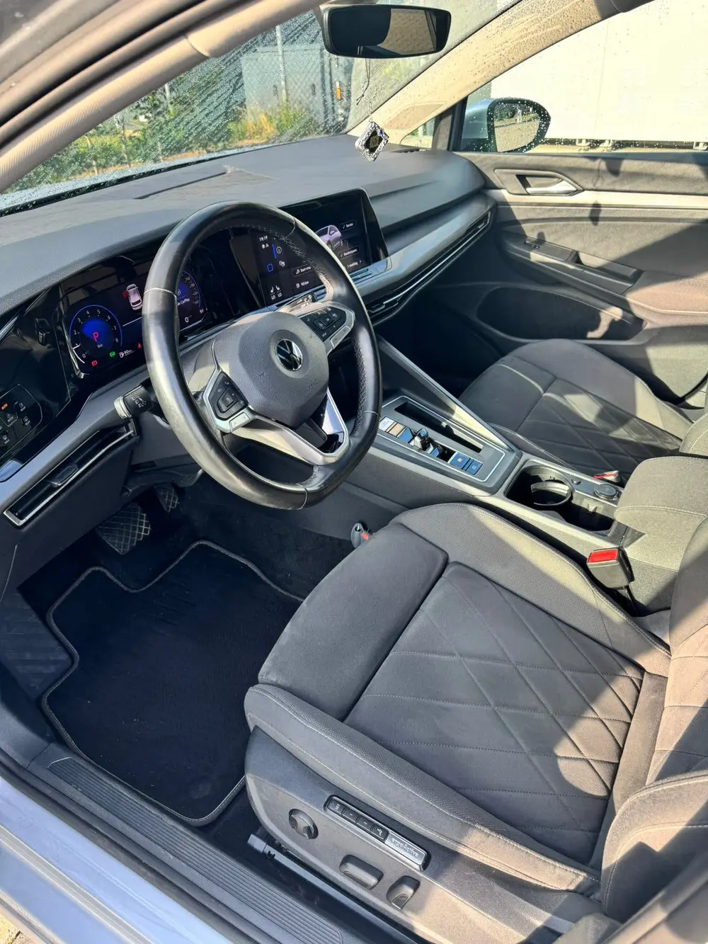 Volkswagen Golf 1.5 Etsi 150pk 7-DSG 2020 Grijs uit 2020, foto 10