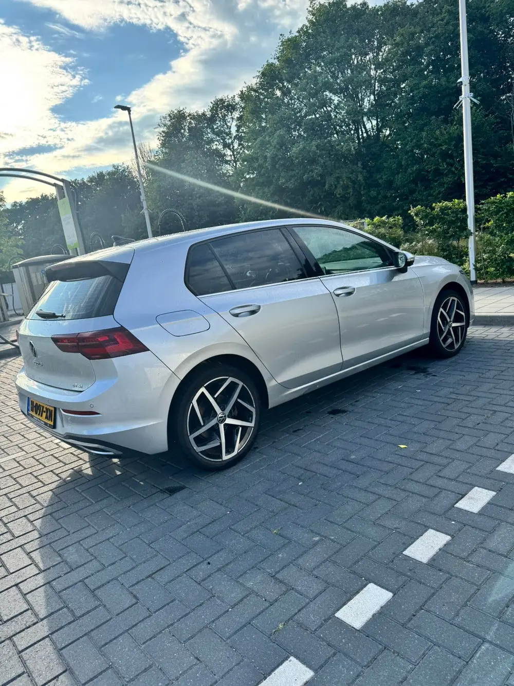 Volkswagen Golf 1.5 Etsi 150pk 7-DSG 2020 Grijs uit 2020, foto 3