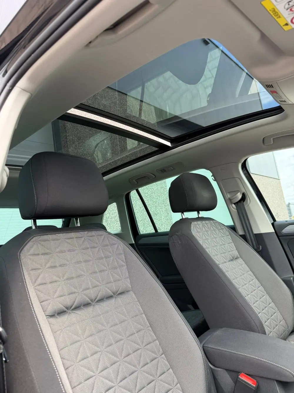 Volkswagen Tiguan 1.4 TSI eHybrid (bj. 2023)| Business+|PANO uit 2023, foto 11