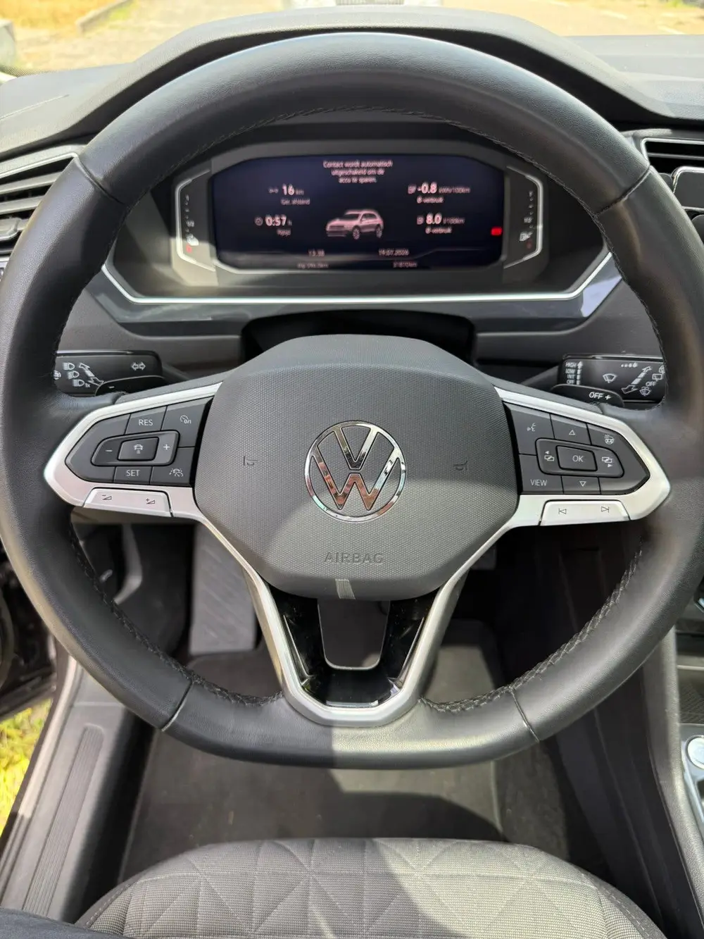Volkswagen Tiguan 1.4 TSI eHybrid (bj. 2023)| Business+|PANO uit 2023, foto 16