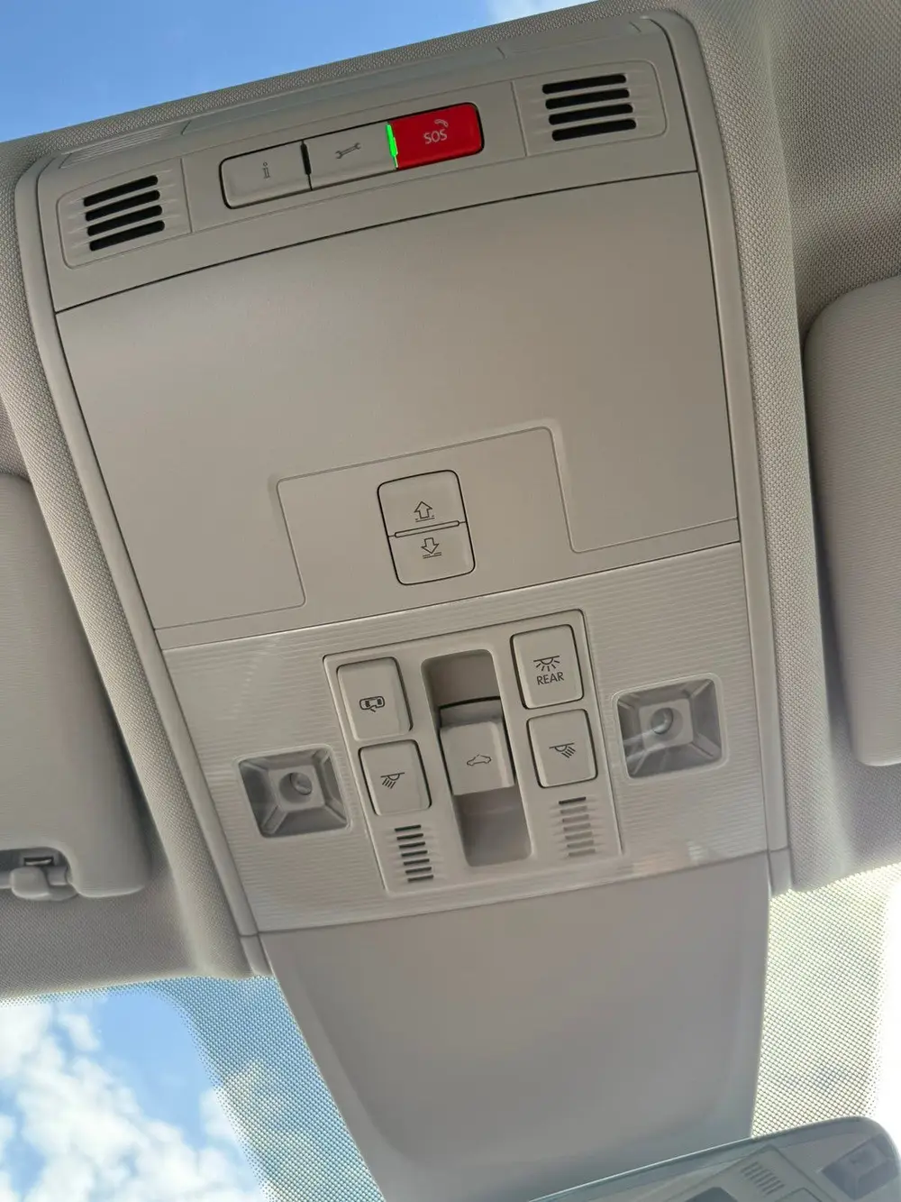 Volkswagen Tiguan 1.4 TSI eHybrid (bj. 2023)| Business+|PANO uit 2023, foto 19