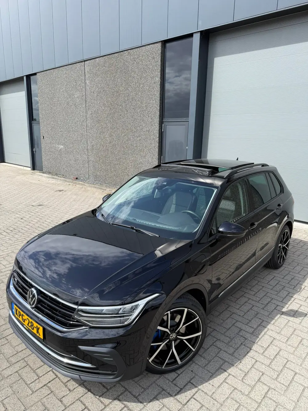 Volkswagen Tiguan 1.4 TSI eHybrid (bj. 2023)| Business+|PANO uit 2023, foto 7