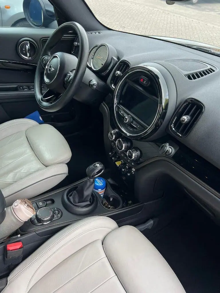 Mini Countryman Countryman 1.5 E 224pk All4 Aut. 2019 Zwart uit 2019, foto 3