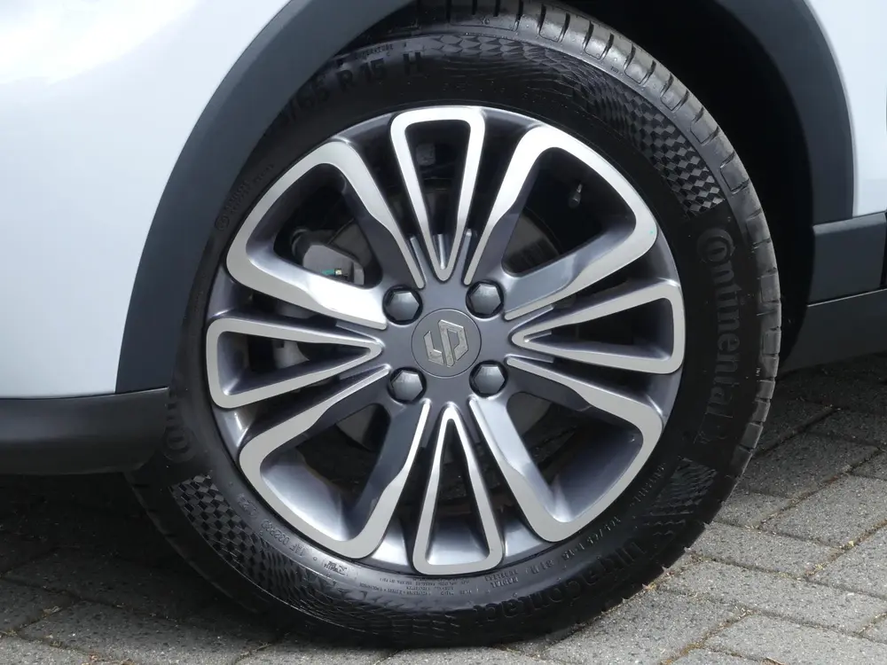 Leapmotor T03 Design 37.3 kWh Navigatie, Park. sensoren acht uit 2024, foto 10