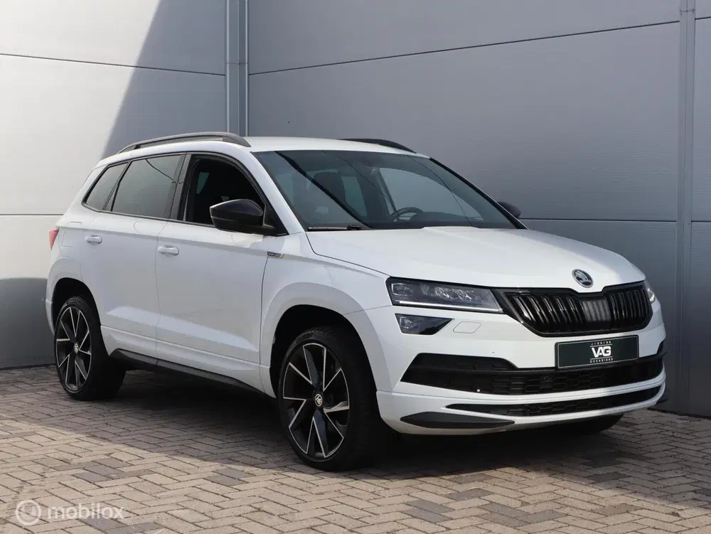 Skoda Karoq 1.5 TSI Sportline Automaat Trekhaak Canton uit 2021, foto 13