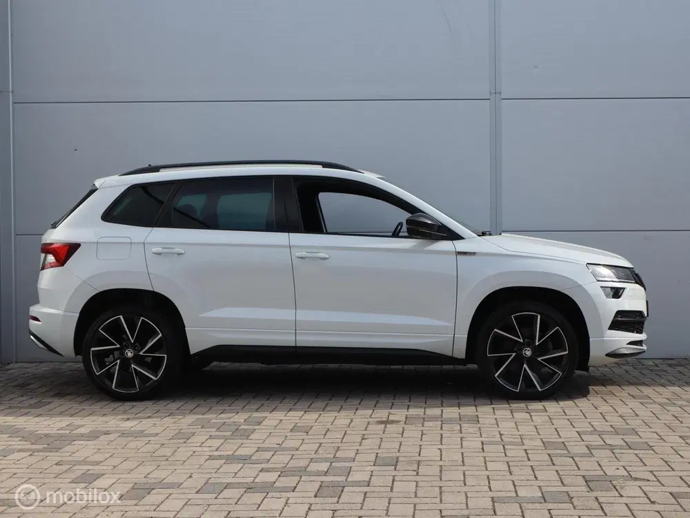 Skoda Karoq 1.5 TSI Sportline Automaat Trekhaak Canton uit 2021, foto 14