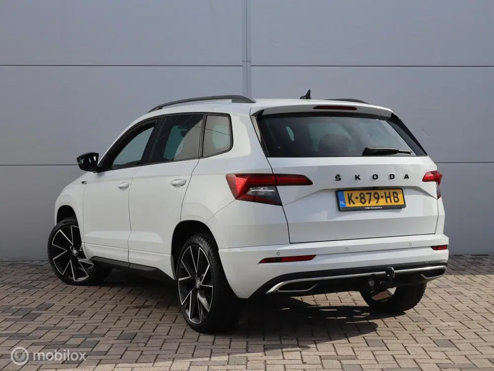 Skoda Karoq 1.5 TSI Sportline Automaat Trekhaak Canton uit 2021, foto 3