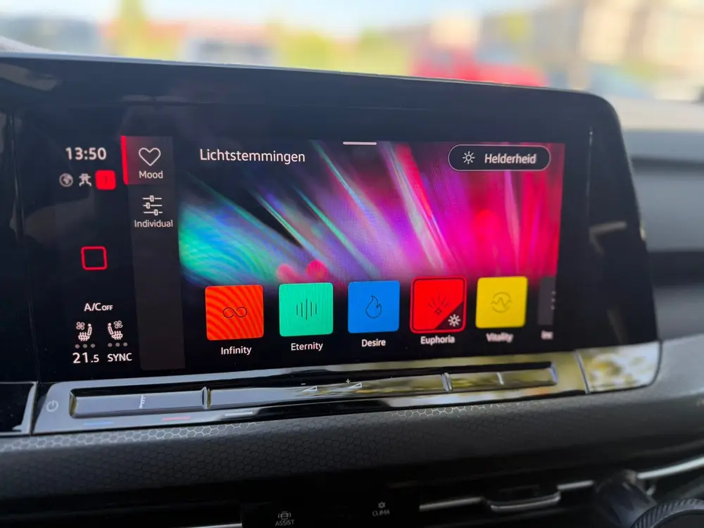 Volkswagen Golf 8 GTI 245pk 7-DSG 2021 VOL | Leder |HUD |DCC uit 2021, foto 20