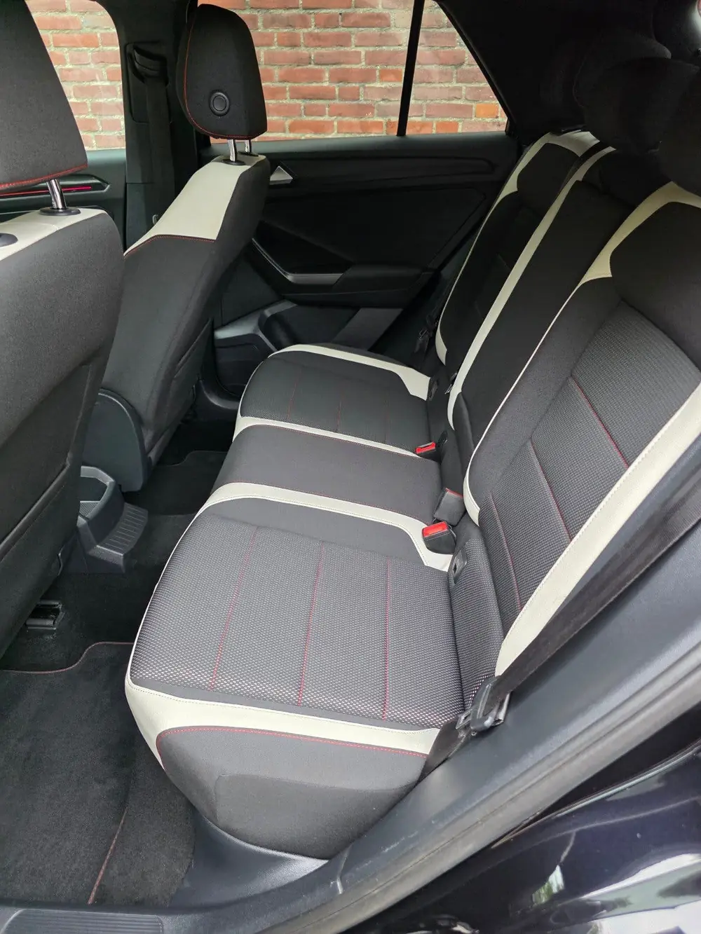 Volkswagen T-Roc 1.5 TSI 150pk 7-DSG 2019 APK tot Juli 2028 uit 2019, foto 14