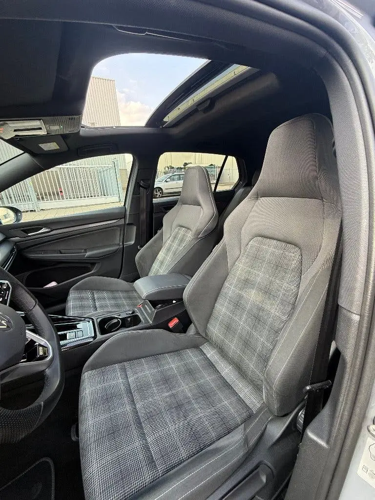 Volkswagen Golf GTD 2.0 uit 2024, foto 12