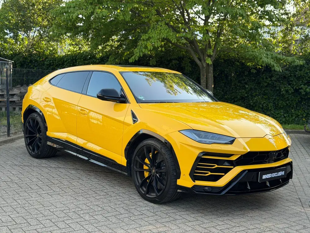 Lamborghini Urus 4.0 V8 uit 2021, foto 2