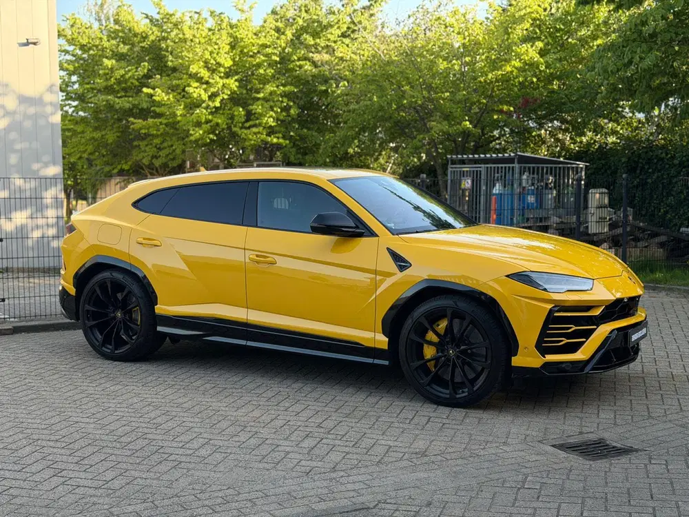 Lamborghini Urus 4.0 V8 uit 2021, foto 3