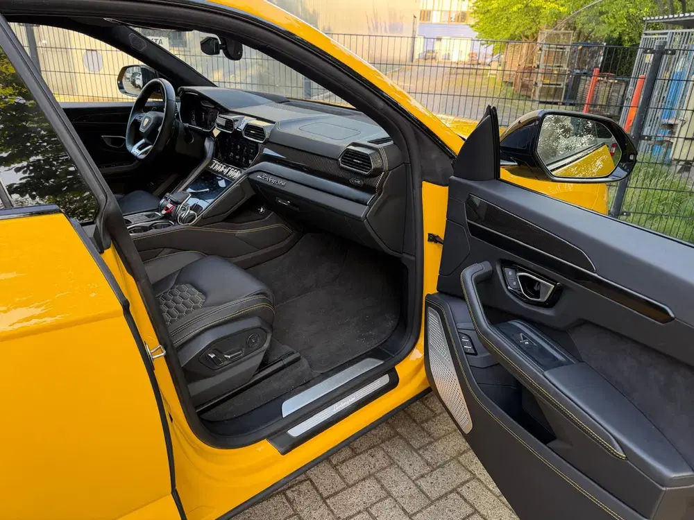Lamborghini Urus 4.0 V8 uit 2021, foto 9
