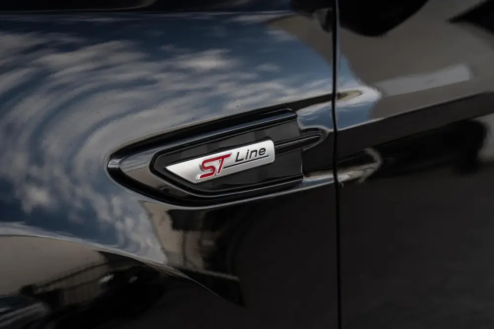 Ford Kuga 1.5 150PK ST-Line TREKHAAK / DESIGN PACK / CAMERA uit 2019, foto 10