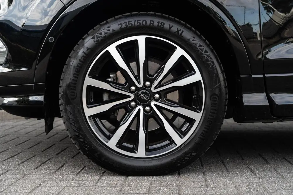Ford Kuga 1.5 150PK ST-Line TREKHAAK / DESIGN PACK / CAMERA uit 2019, foto 7