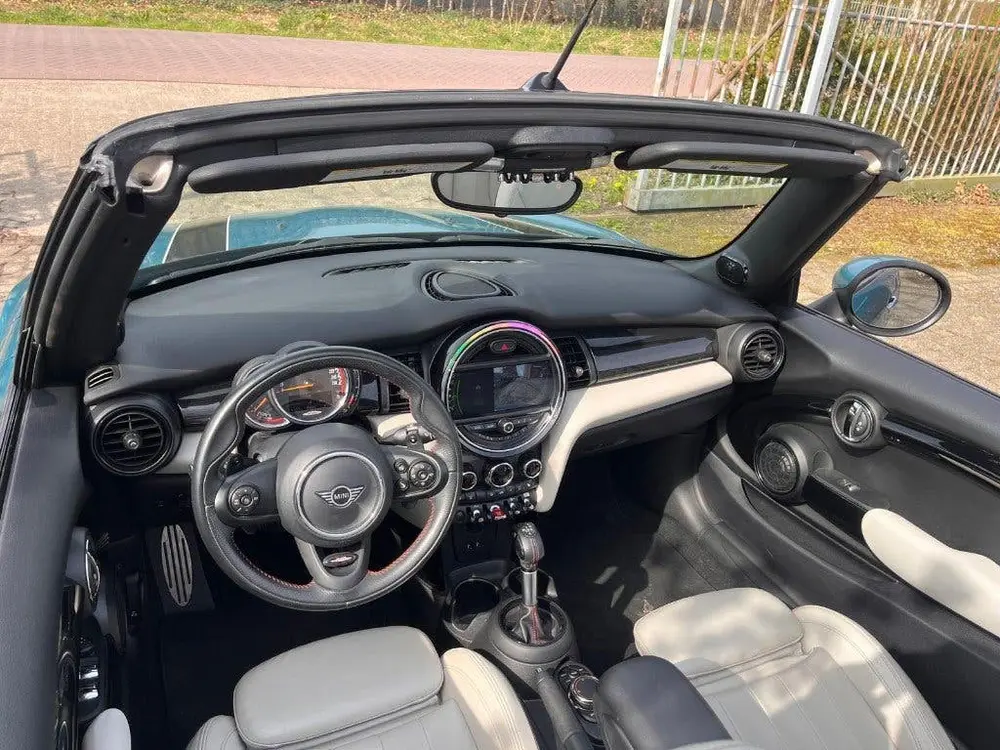 Mini Cooper 2.0 Cooper S Cabrio Chili 2019 JCW Pakket uit 2019, foto 11