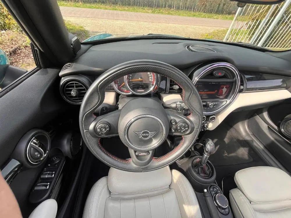 Mini Cooper 2.0 Cooper S Cabrio Chili 2019 JCW Pakket uit 2019, foto 12